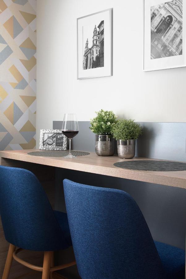 Budapest Revay Apartments エクステリア 写真