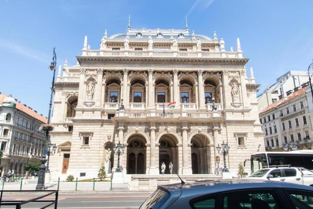 Budapest Revay Apartments エクステリア 写真
