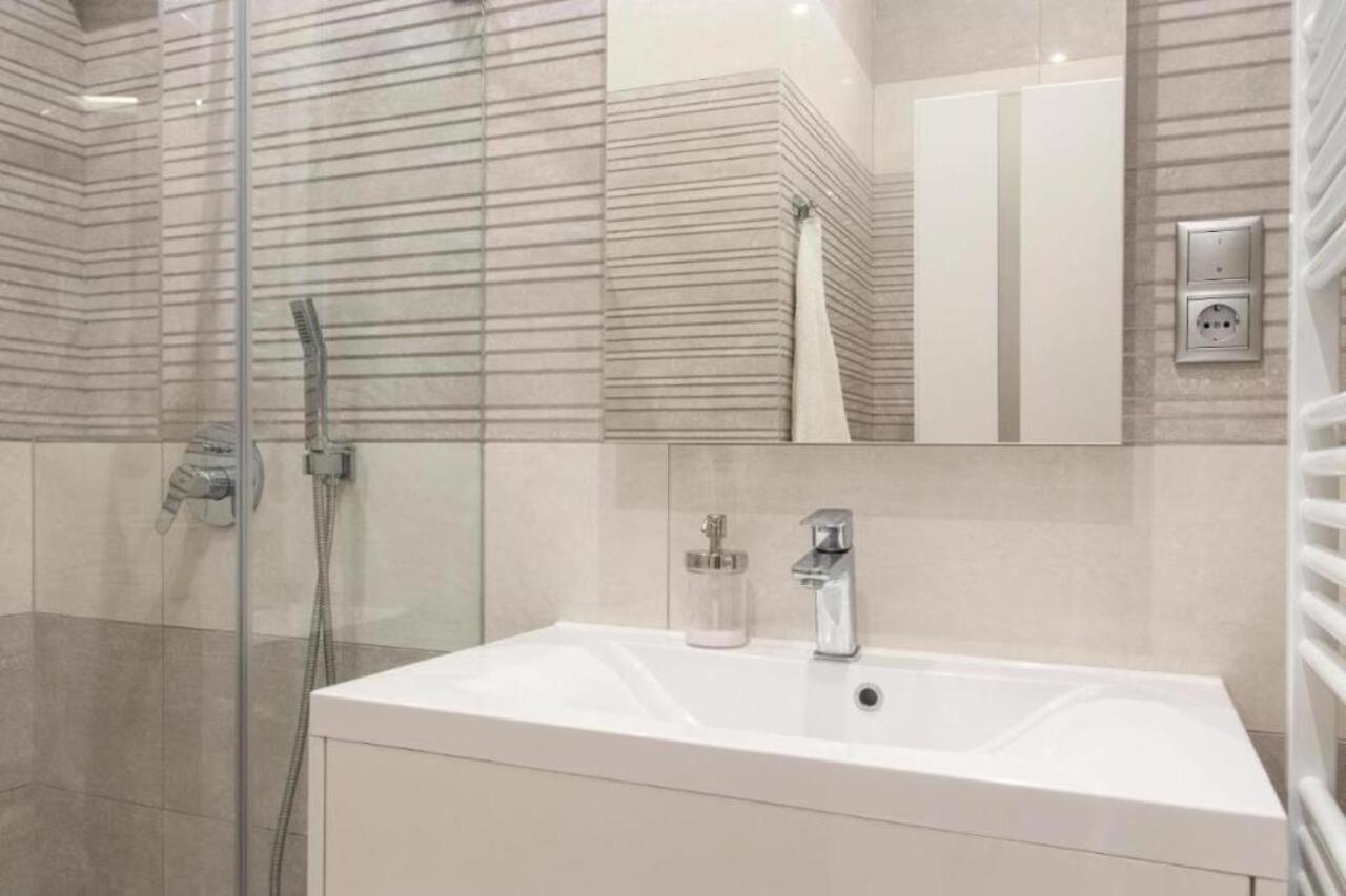Budapest Revay Apartments エクステリア 写真